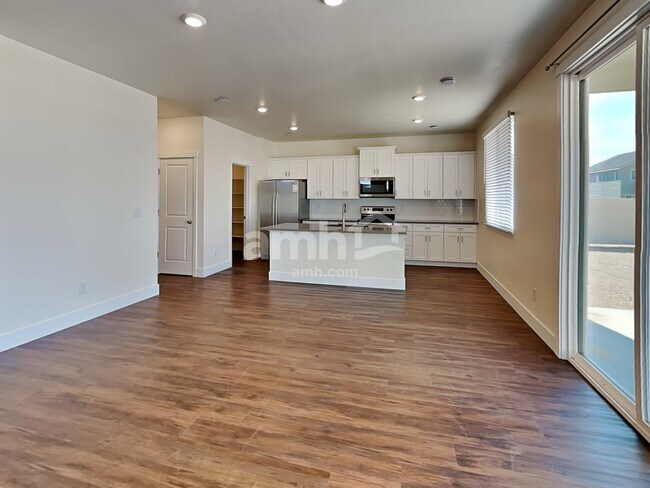 Foto del edificio - 1476 E Old Mesquite St
