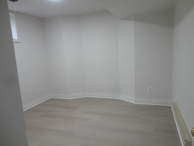 Building Photo - One bedroom basement apartment