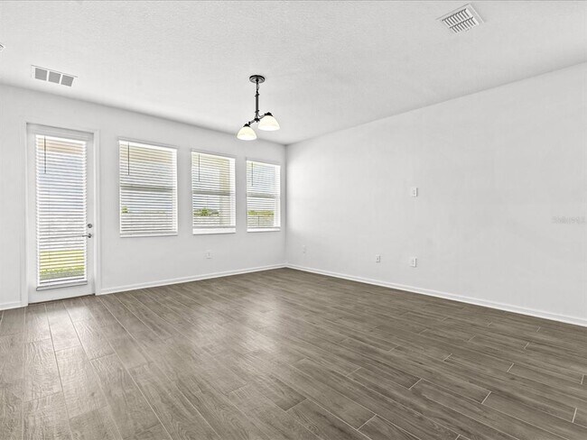 Foto del edificio - 2952 Armstrong Ave