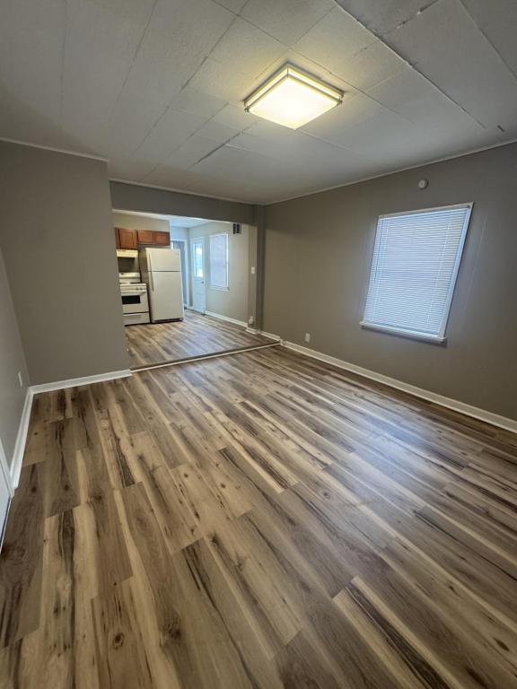 Foto del edificio - 6218 Elbrook Ave