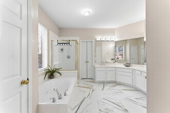 Building Photo - 91 S Downy Willow Cir