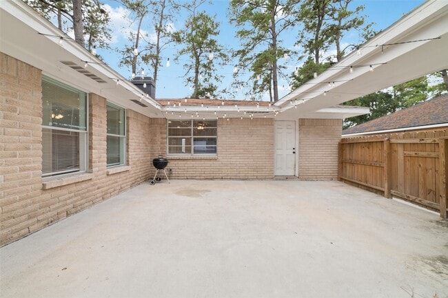 Building Photo - 25402 Hickory Valley Ln