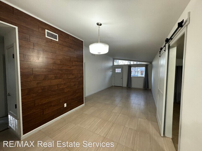 Foto del edificio - 3 br, 2 bath House - 1832 Alison