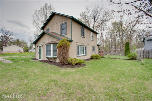Primary Photo - 2484 Allerton Rd