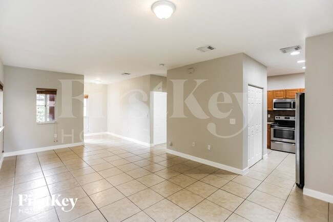 Foto del edificio - 1119 NE 41st Ave