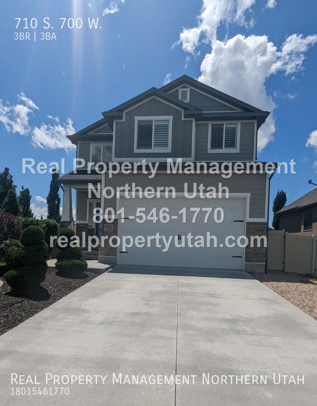 Building Photo - 710 700 W