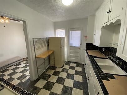 Foto del edificio - 4420 Roseland St