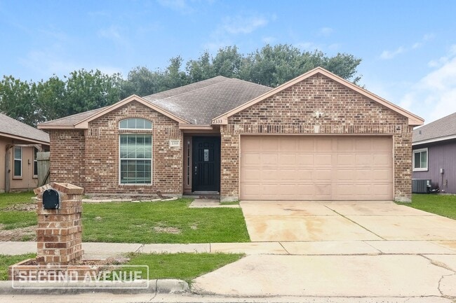 Building Photo - 2333 Nautical Wind Dr
