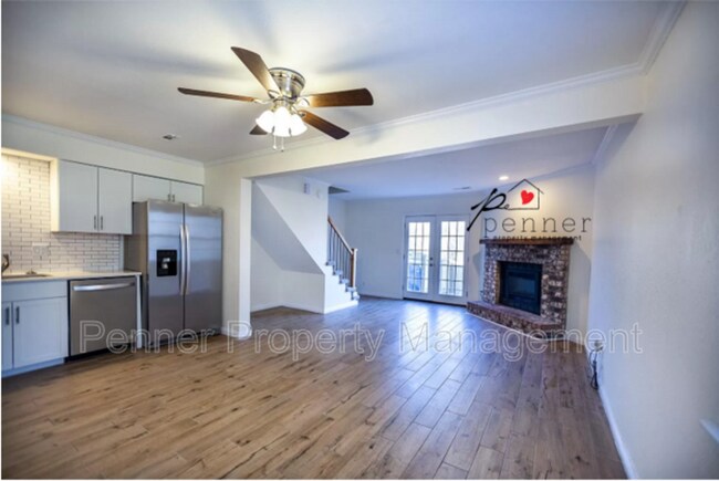 Foto del edificio - 449 NE Churchill St