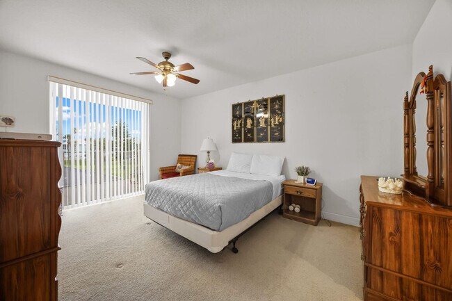 Foto del edificio - 817 Mystic Dr