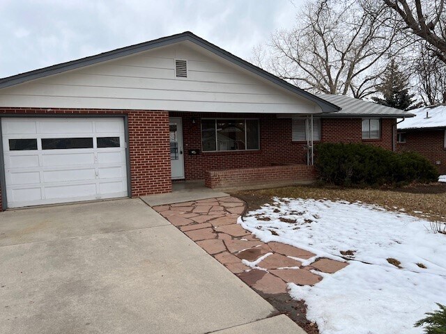 Primary Photo - 1212 Tulip St