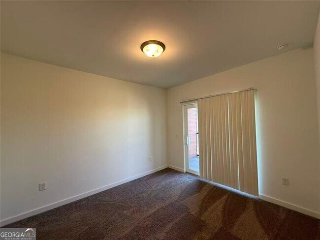 Foto del edificio - 525 Parkway Dr NE