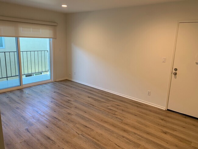 Sala de estar - 3846 Prospect Ave