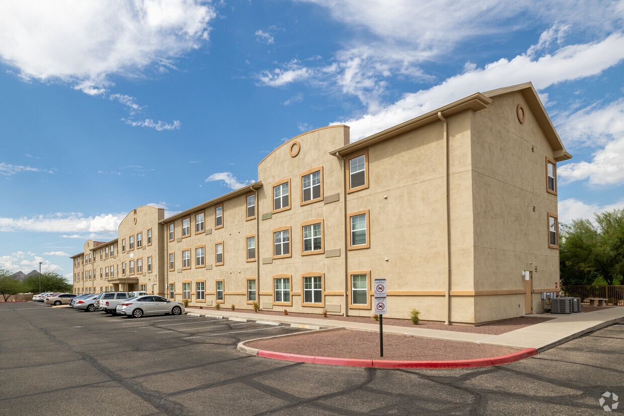 Primary Photo - NBA Estes Gardens