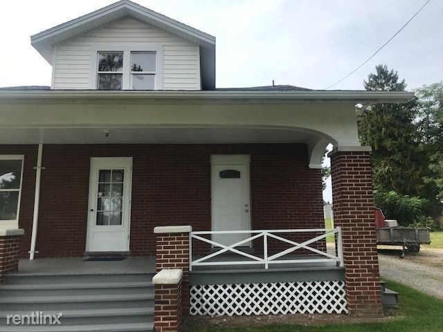 Building Photo - 2 br, 1.5 bath Townhome - 2086 Hilton Ave