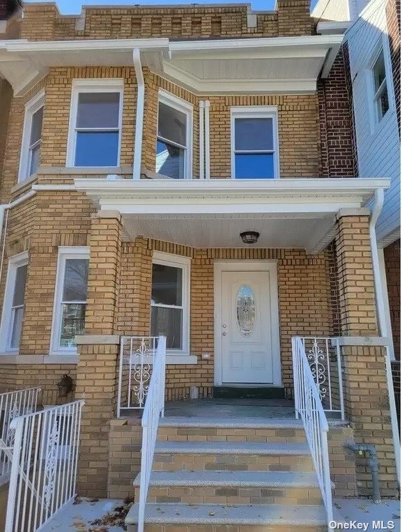 Primary Photo - 85-38 102nd St