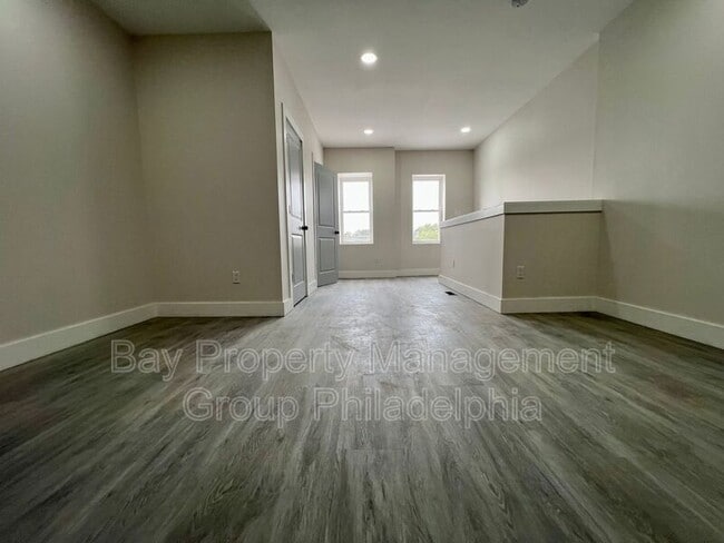 Foto del edificio - 32 S 62nd St