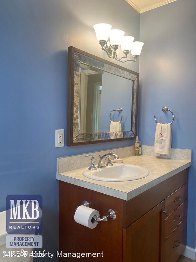 Building Photo - 4 br, 1.5 bath House - 508 Orlando Ave.