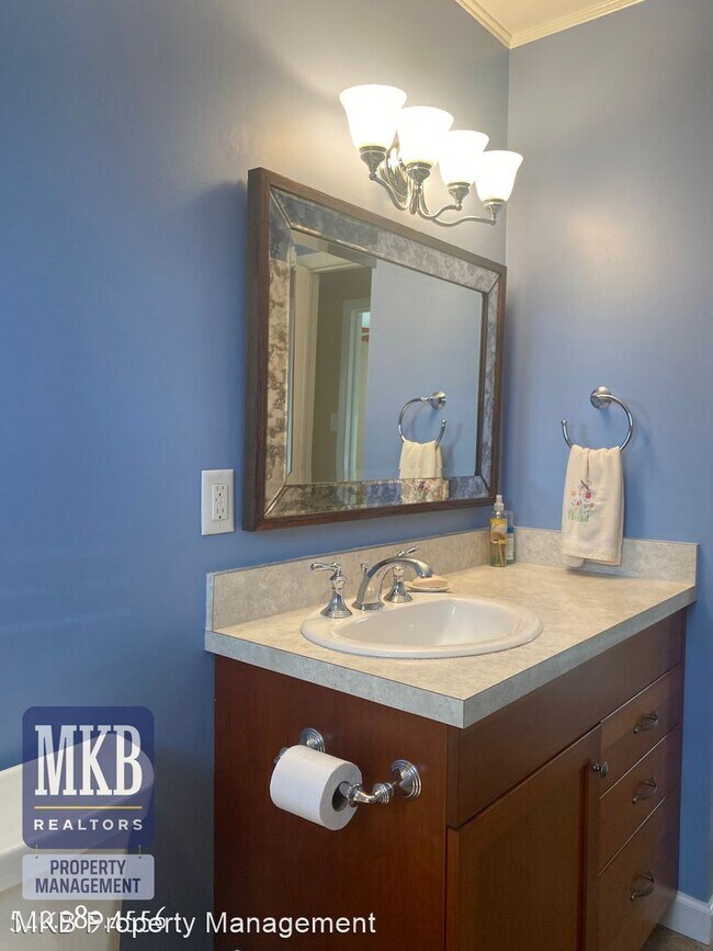 Foto del edificio - 4 br, 1.5 bath House - 508 Orlando Ave.