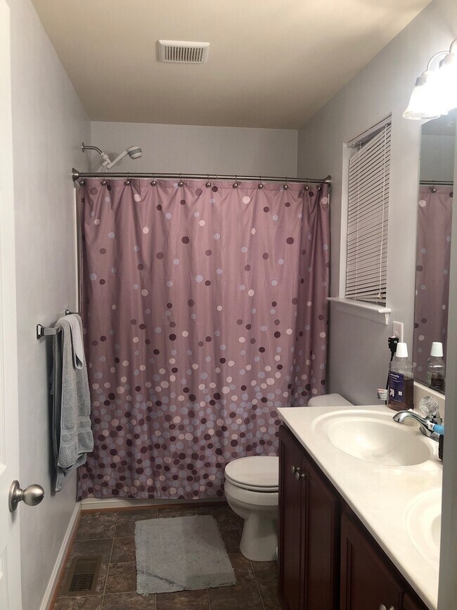 Foto del edificio - 2923 Snuggles Ct