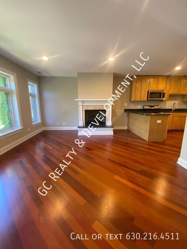 Foto del edificio - 2527 W Harrison St