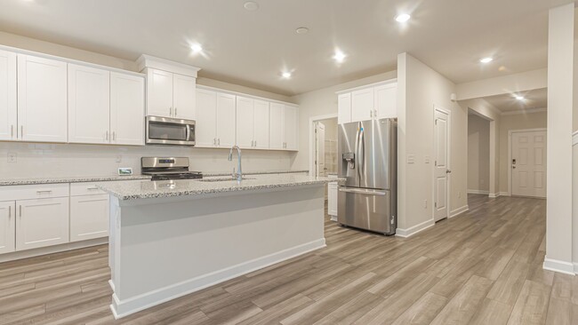Foto del edificio - Picture-Perfect New Home in Clear Pond