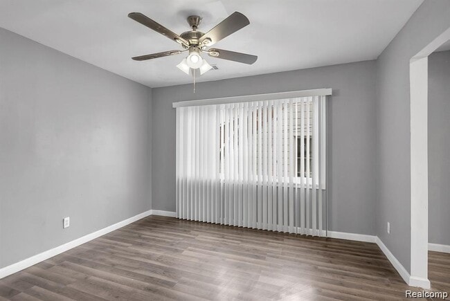 Foto del edificio - 15852 Washburn St