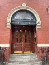 Building Photo - 130 Appleton St