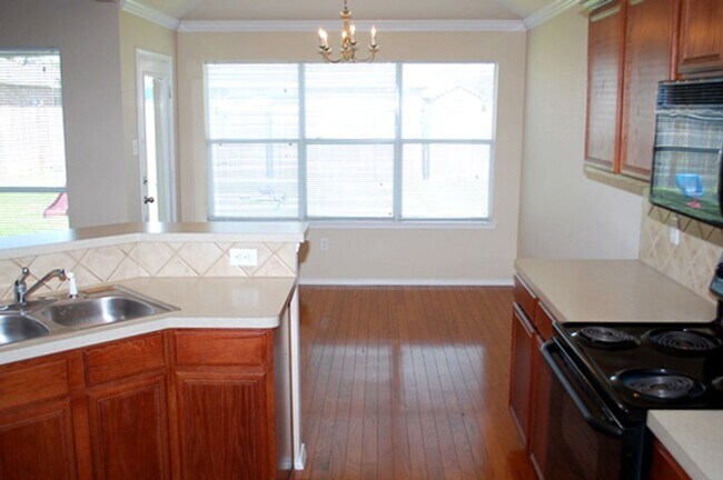 Foto del edificio - VIEW NOW - COMING SOON - Beautiful 3-Bed, 2-Bath Home in Keller ISD