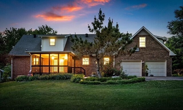 Foto del edificio - 908 Hunter Ln