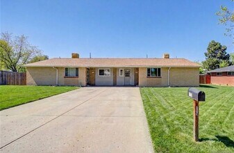 Building Photo - 87 Newland Ct