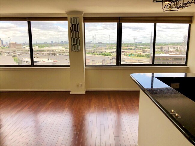Foto del edificio - 3525 Sage Rd