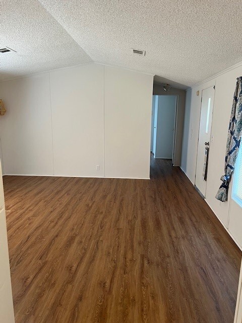 Building Photo - Available for Rent!