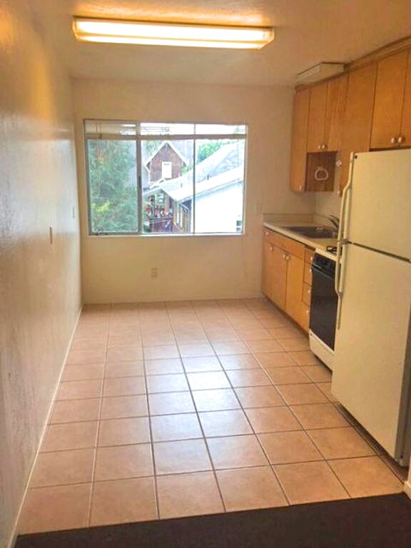 Building Photo - 2840 Milvia St