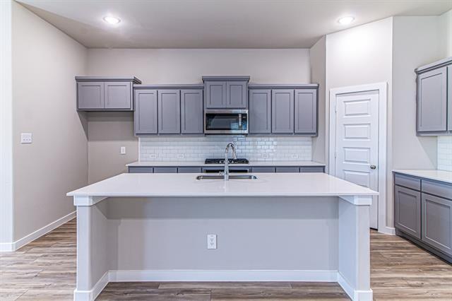 Building Photo - 6219 Tawakoni Ln