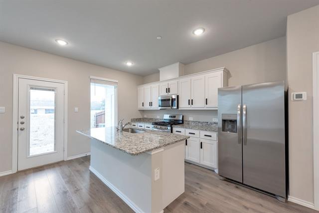 Foto del edificio - 7069 Cypress Dr