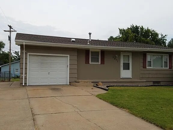 Foto del edificio - 2511 Rockhurst Rd