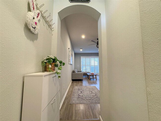 Foto del edificio - 10703 Verawood Dr