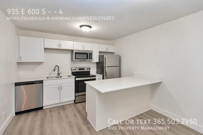 Building Photo - Hillside Apartments