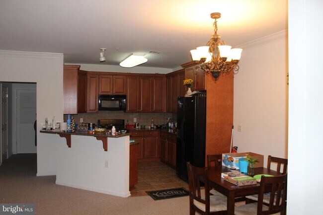 Building Photo - 614 Masterson Ct