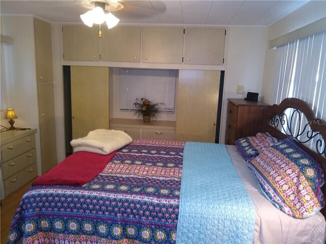 Foto del edificio - 27 Oakwood