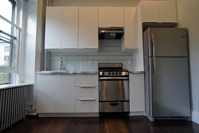 Gorgeous Kitchen - 281 York St