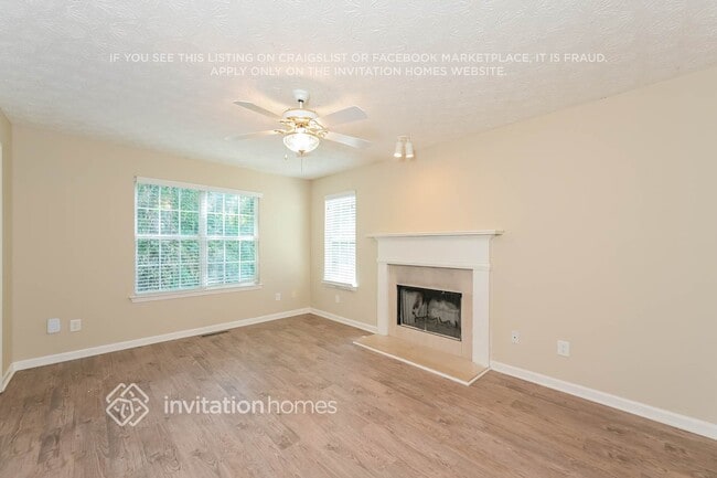 Building Photo - 559 Michael Cir