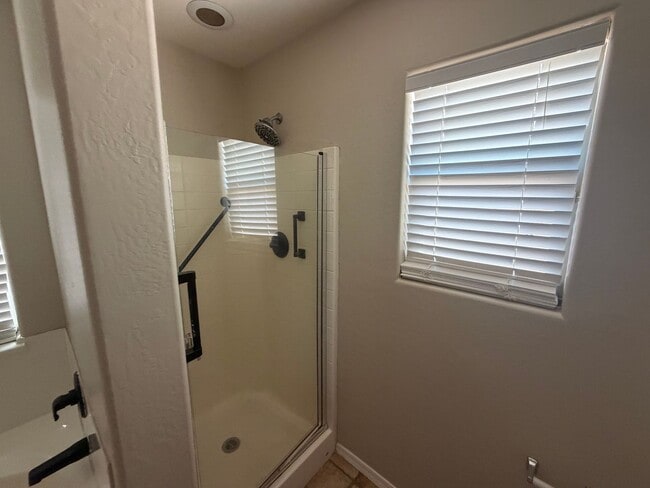 Building Photo - 6829 E San Tan Way
