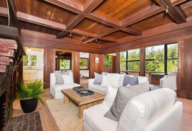 Building Photo - 4 bedroom in Mill Valley CA 94941