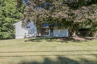 Building Photo - 549 NY-94