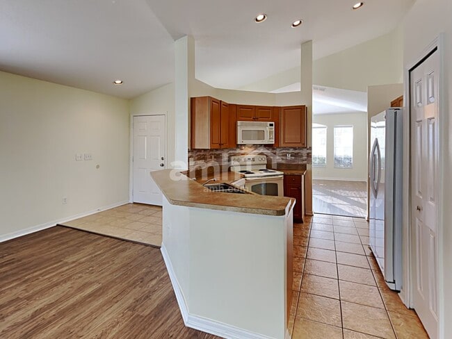Foto del edificio - 3348 Clover Blossom Cir