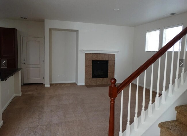 Building Photo - 671 Wapello Cir