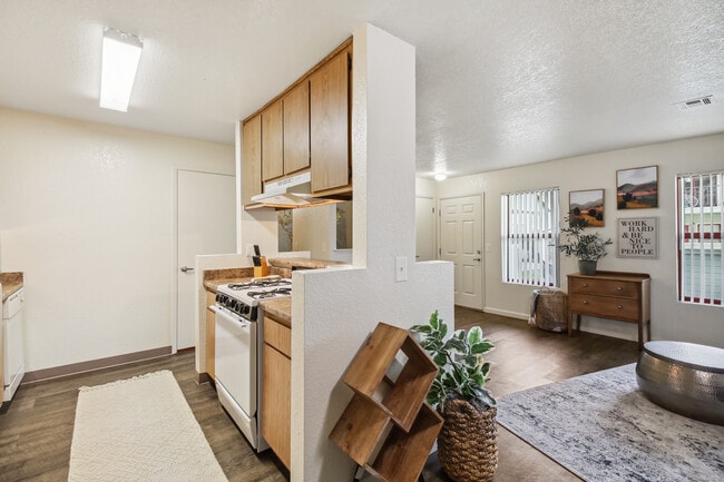 1 habitación, 1 baño - 888 pies cuadrados - Arlington Farm Apartments
