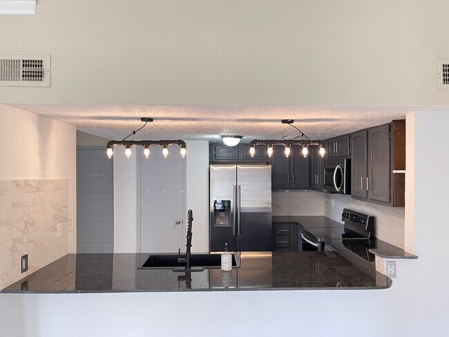 Building Photo - 12214 Wild Pine Dr